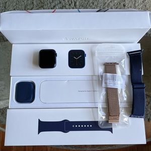 *SOLD* Apple Watch Series 6 (44mm)
